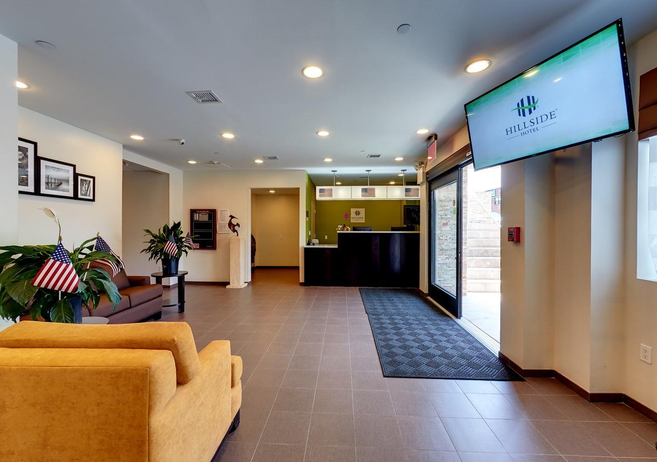 Hotel Hillside