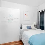 Cloverleaf Apartment - Perfectly Located Near Restaurants, Shops, & Sites