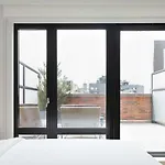 Arlo Soho