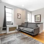 Renovated Lower East Side 2Br 1Ba 5 Min Walk To Soho!