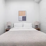 Upper Eastside 3Bd 1Ba Gem
