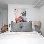 Elegant Chelsea Stay With 3Br 2Ba Near The High Line