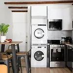24-14 Renovated Studio Prime Gramercy W&D