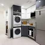 75-2C Furnished 1Br W&D Elev Wd Central Park