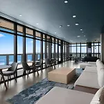 Brooklyn Serenity - Luxe Comfort With Top Amenities