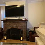 Nyc Apartment By The Harbor
