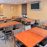 Red Lion Inn And Suites Brooklyn