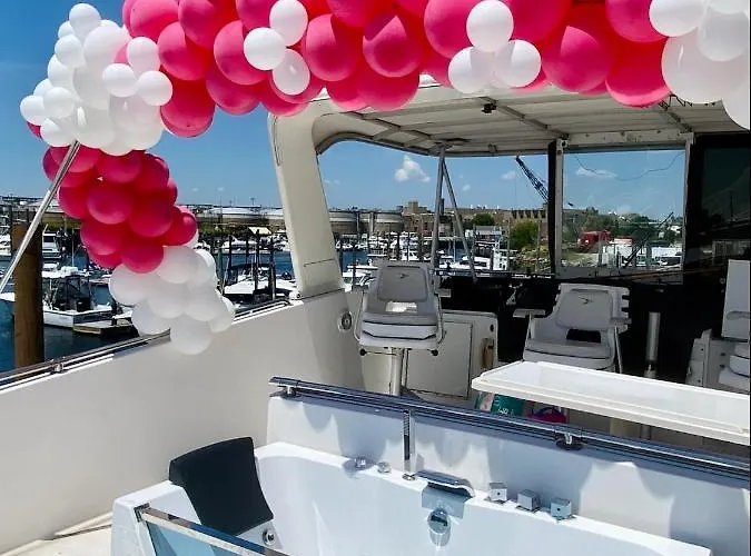 Cozy Condo Ocean 3Xdeck Yacht