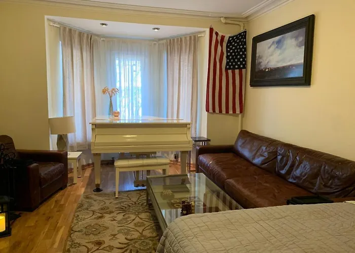 Nyc Apartment By The Harbor