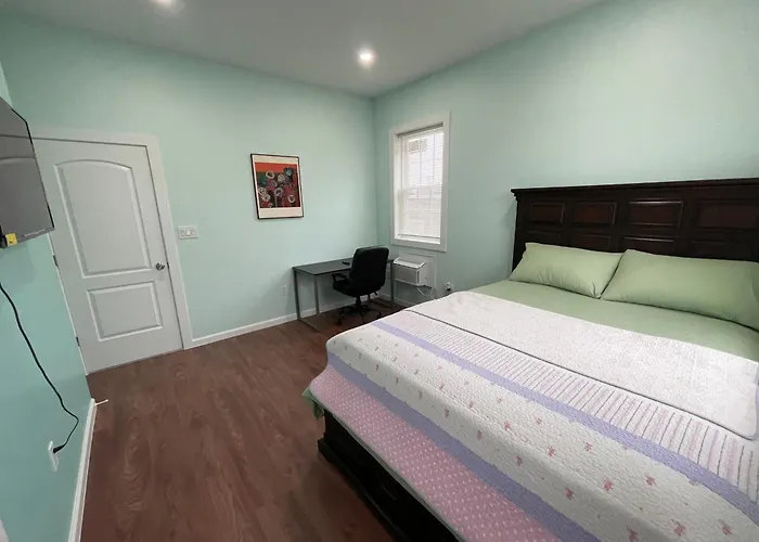 Luxury Private Room In Queens -30 Min To Manhattan
