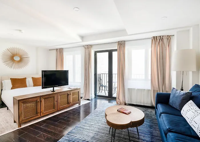 809-4B Studio Balcony W D Prime Location