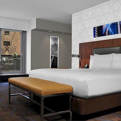 Doubletree By Hilton Metropolitan City Hotel