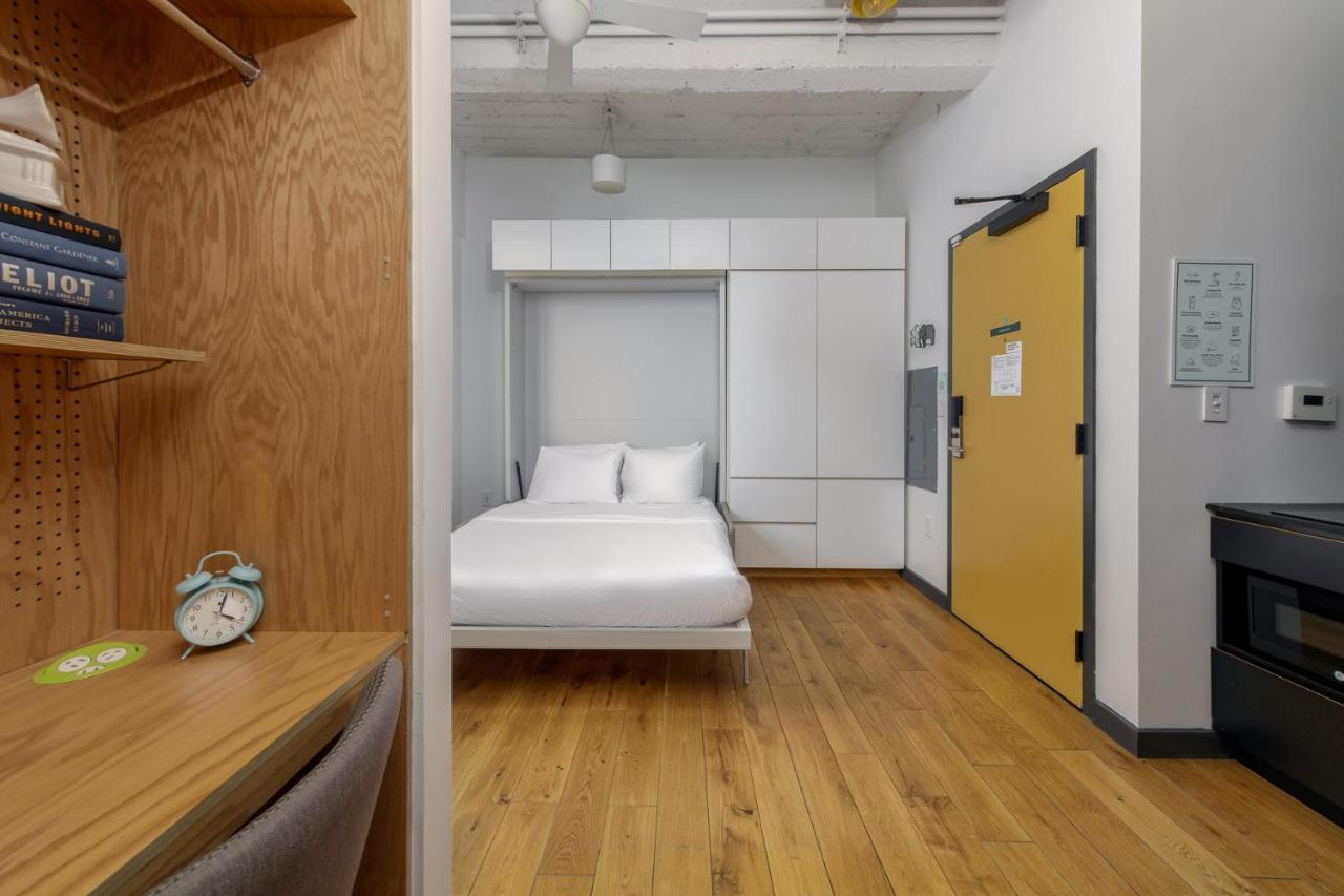 Placemakr Street Aparthotel 4*