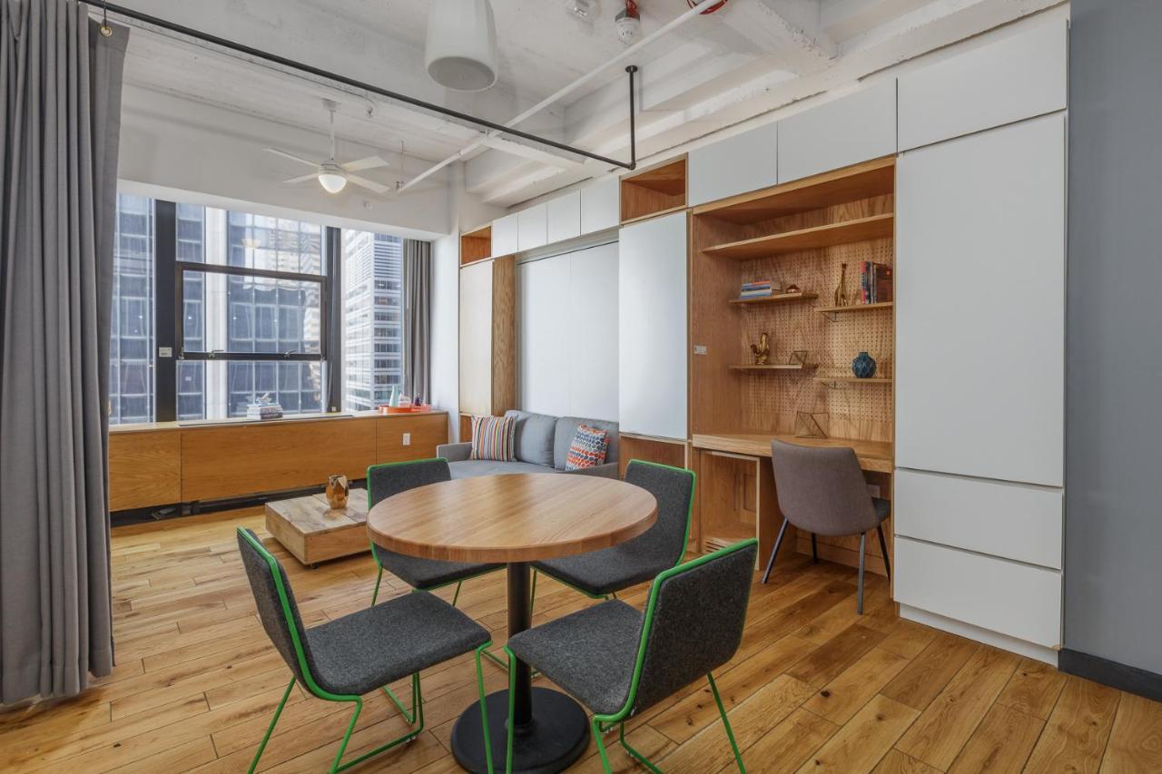 Placemakr Street Aparthotel 4*