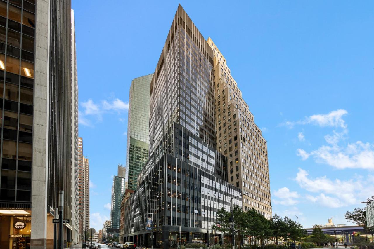 Placemakr Street New York