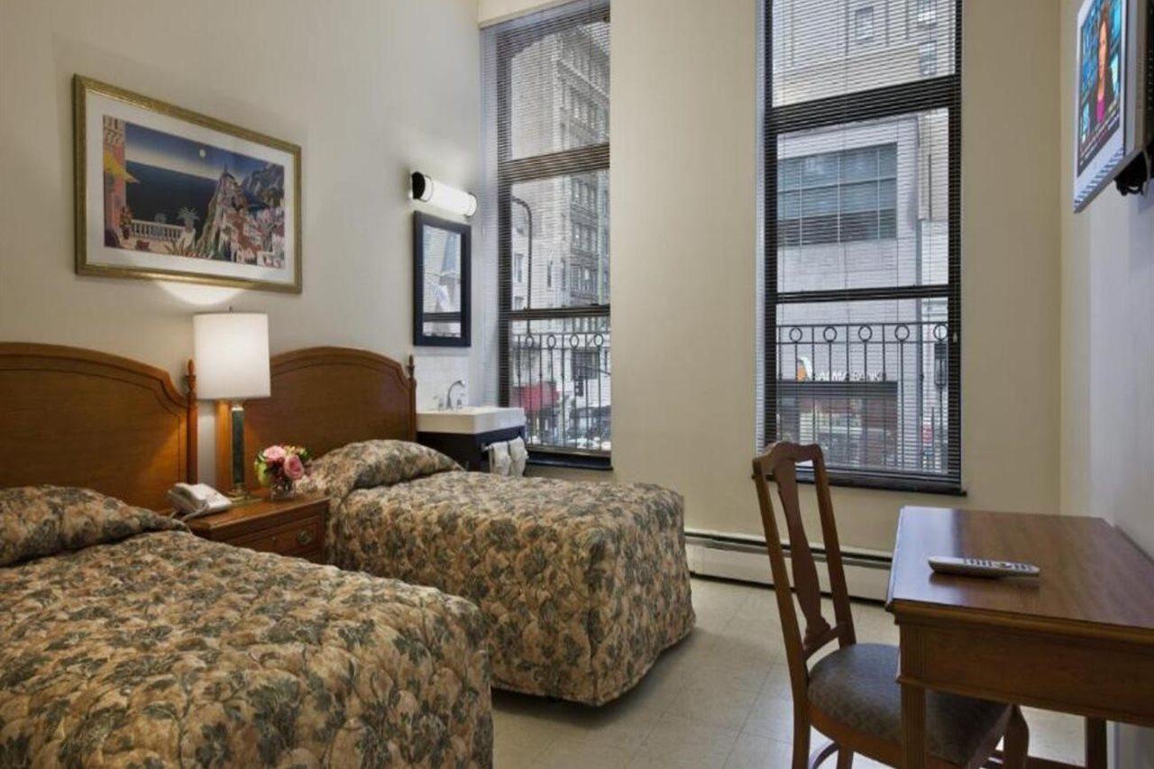 Americana Hotel