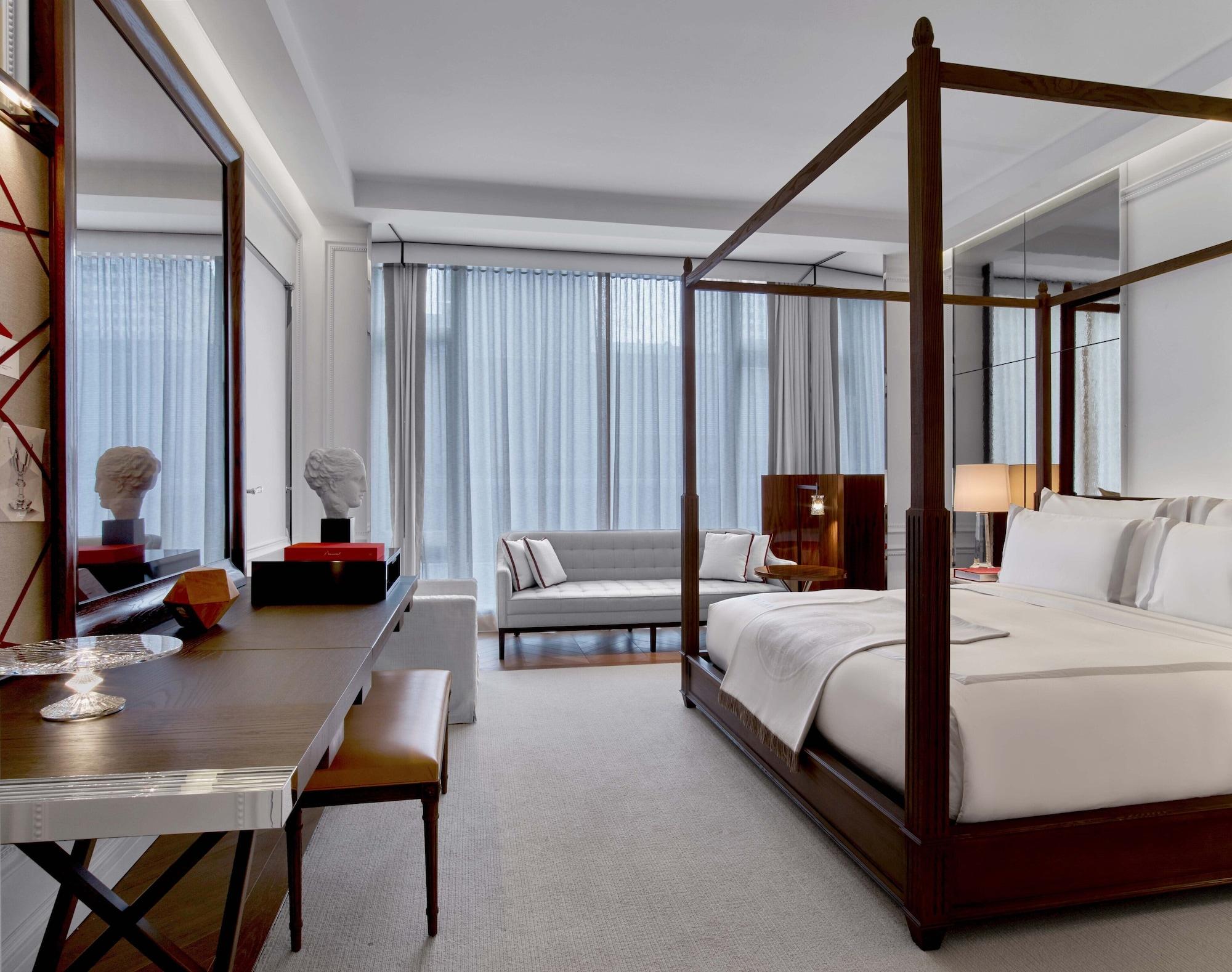 Baccarat And Residences