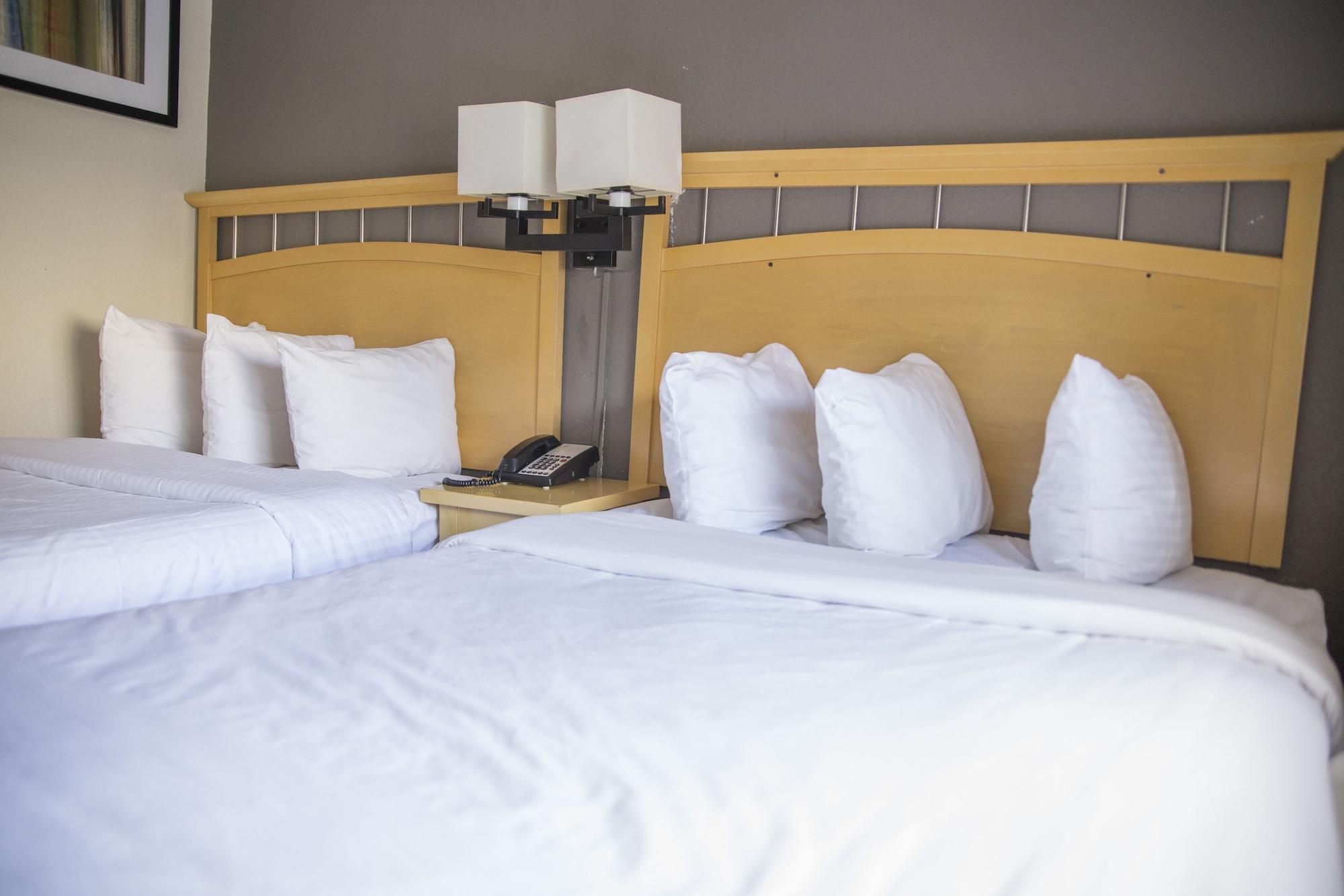 Hotel Hudson River 3*