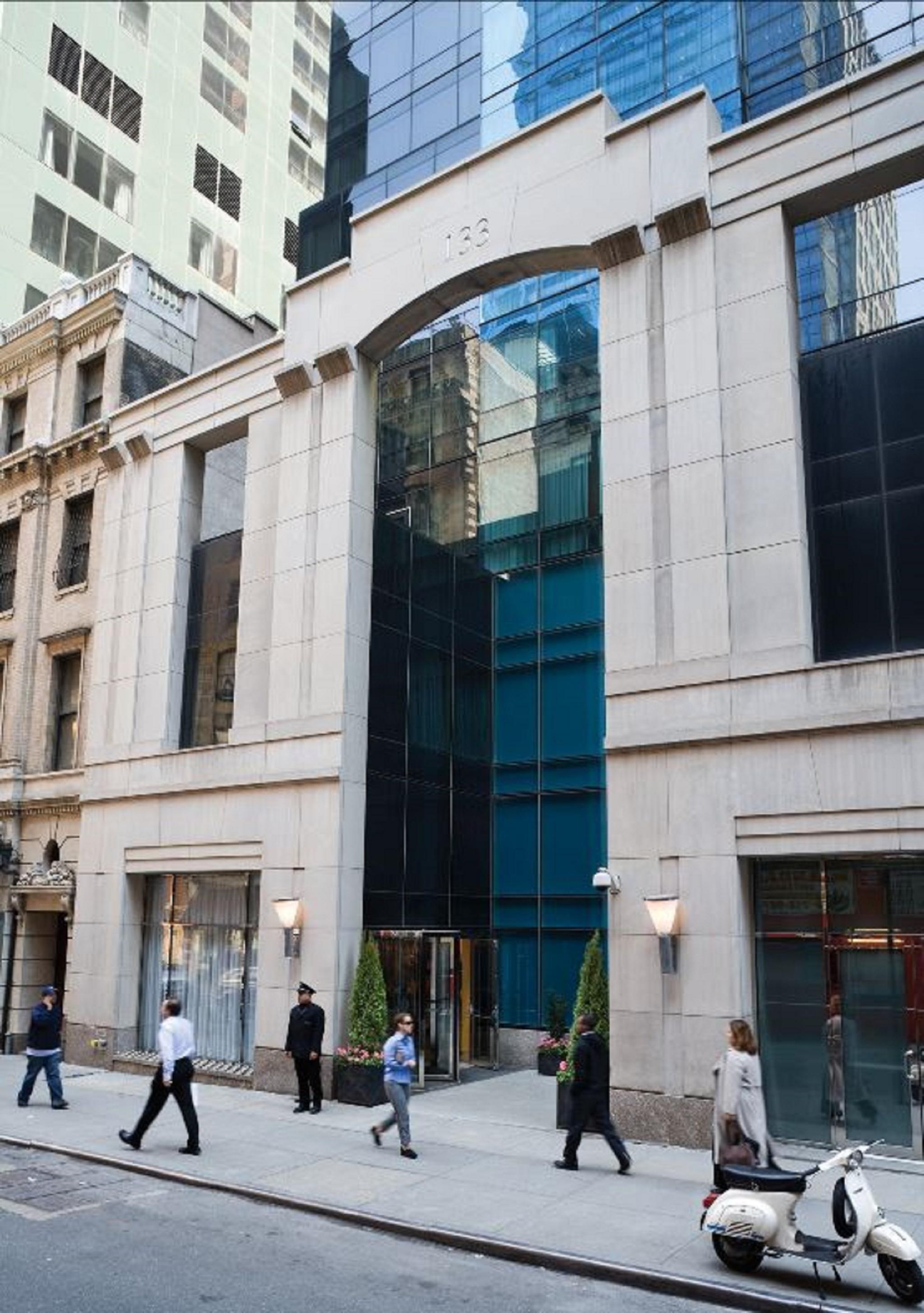 Millennium Premier Times Square Hotel 4*