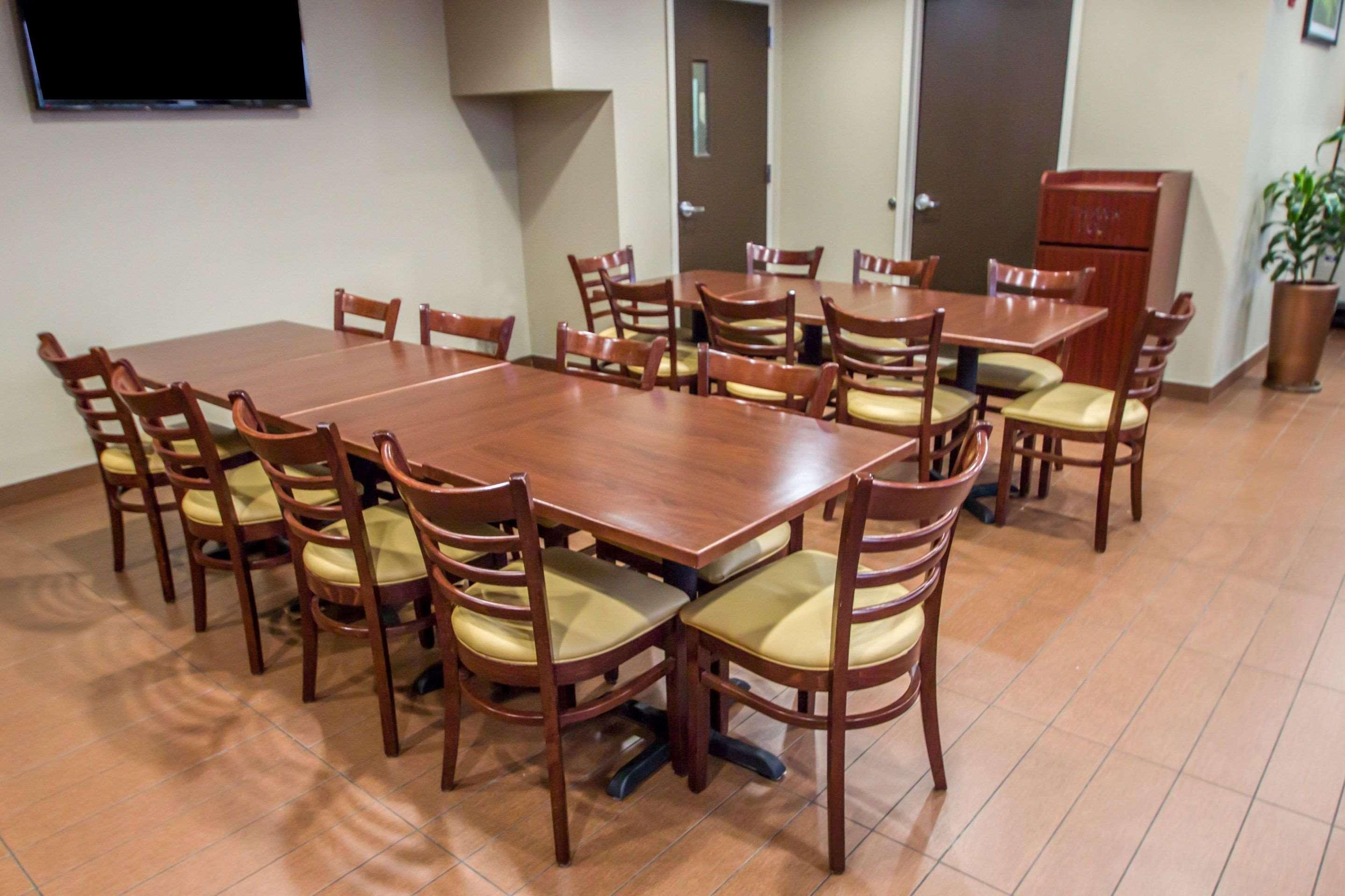 Inn Sleep Jfk Airport Rockaway Blvd New York