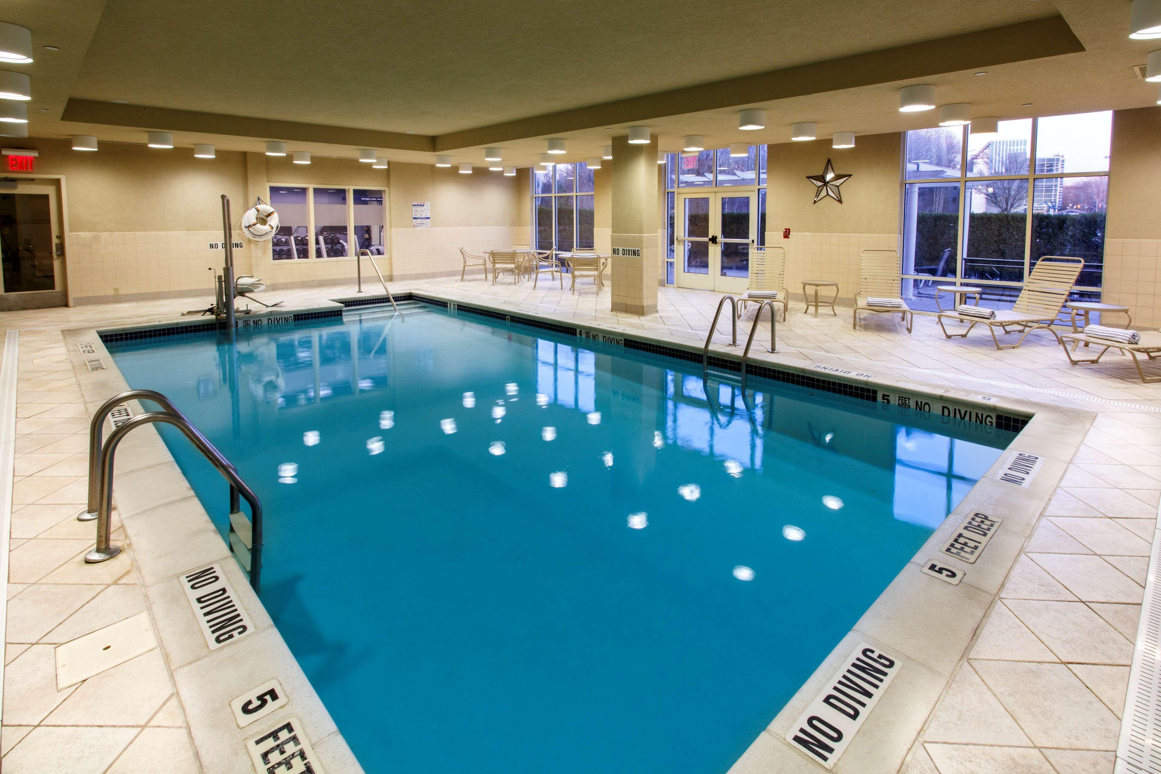 Hotel Hampton & Staten Island 3*