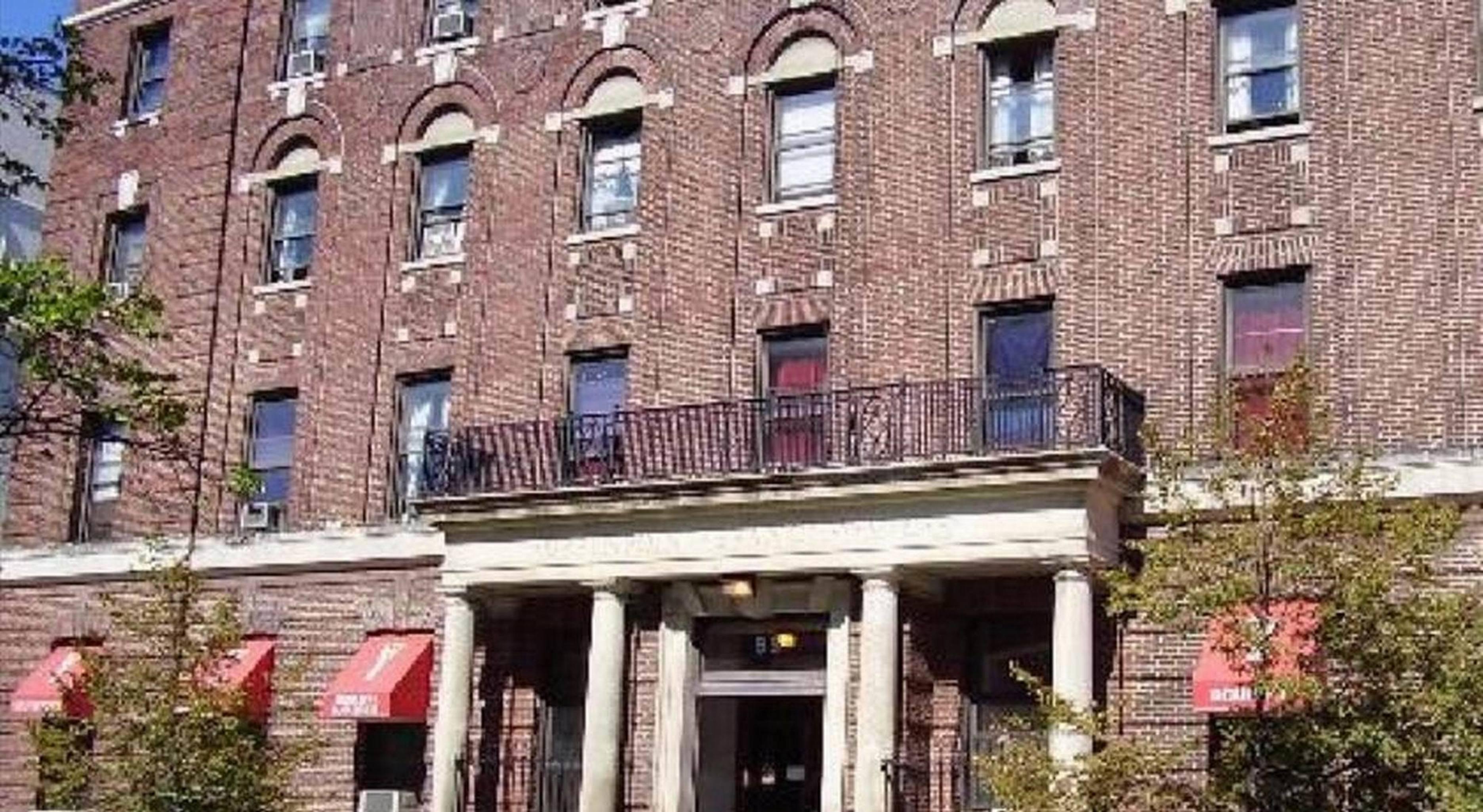 Greenpoint Ymca Brooklyn * New York