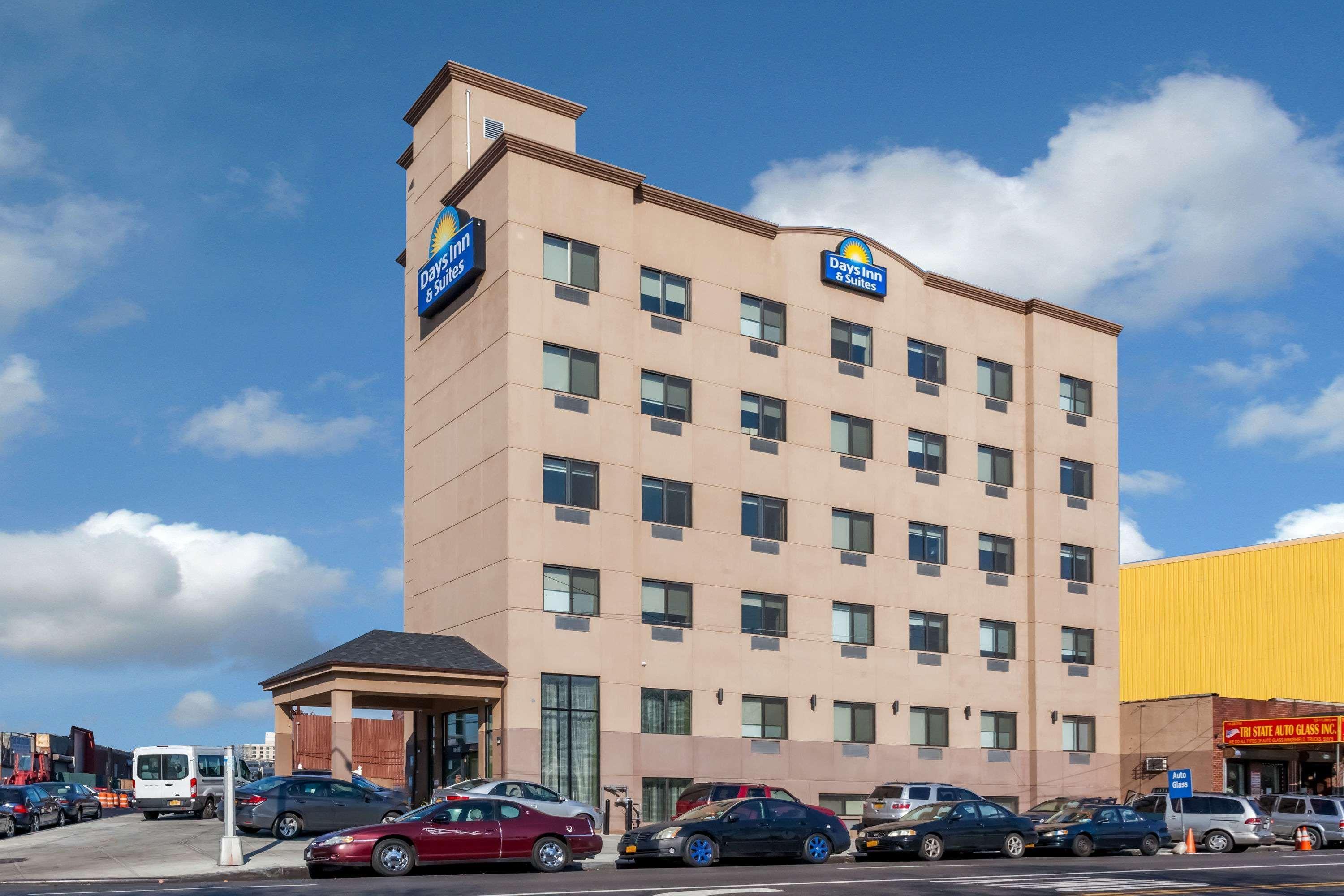 Hotel Days & By Wyndham Jamaica Jfk Airport New York