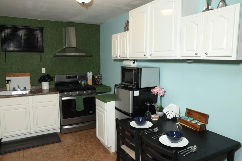 Tropical Oasis-private Studio-near Jfk * New York