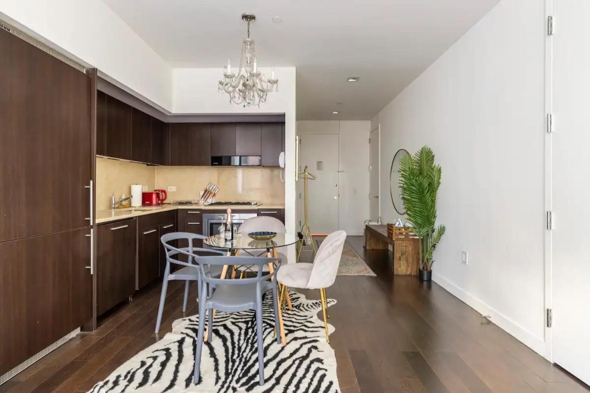 Wall Street Suites By Orchard Group