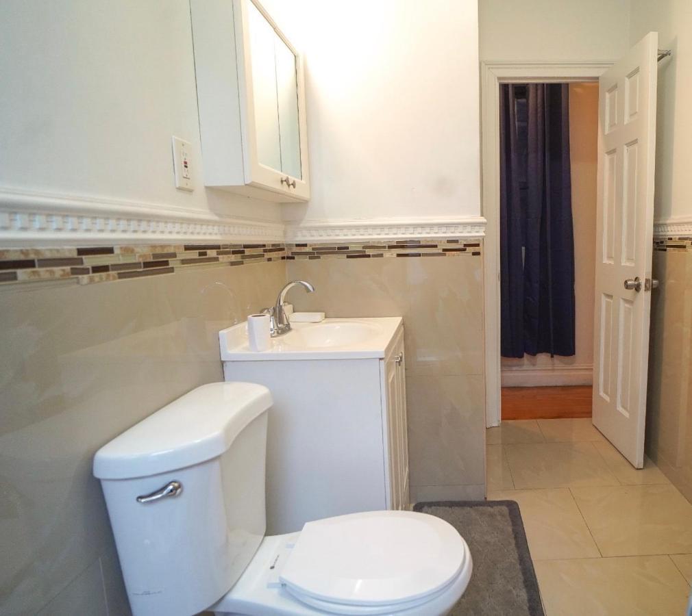 Apartment Oasis Ii: Central Harlem