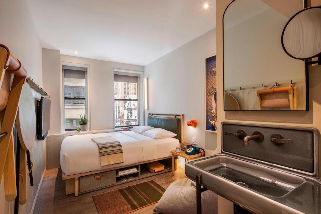 Moxy Nyc Times Square New York