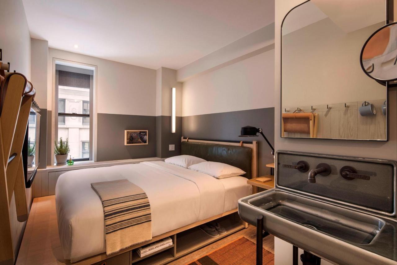 Moxy Nyc Times Square 4*