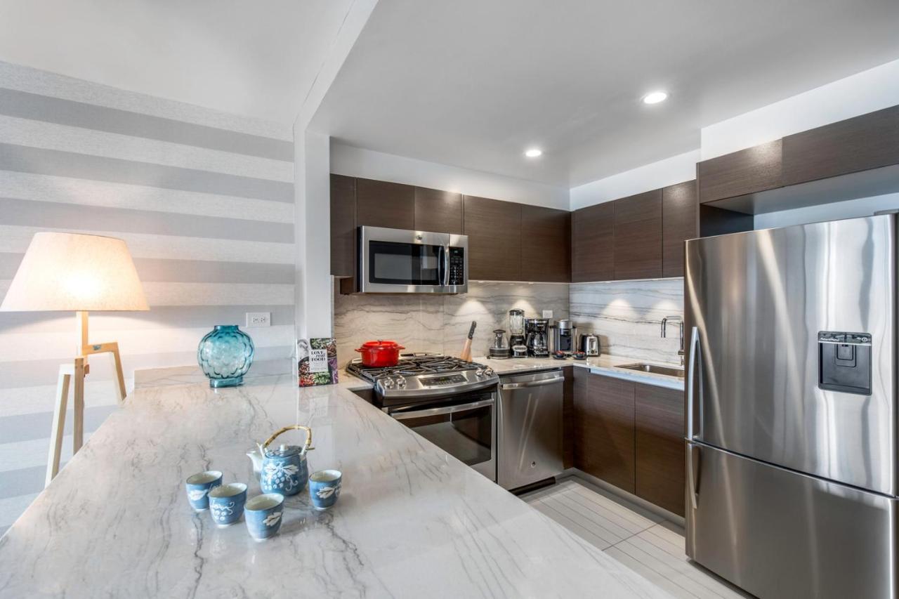 Apartment 1br Nr Times Sq W Indoor Pool Gym Nyc-102 *