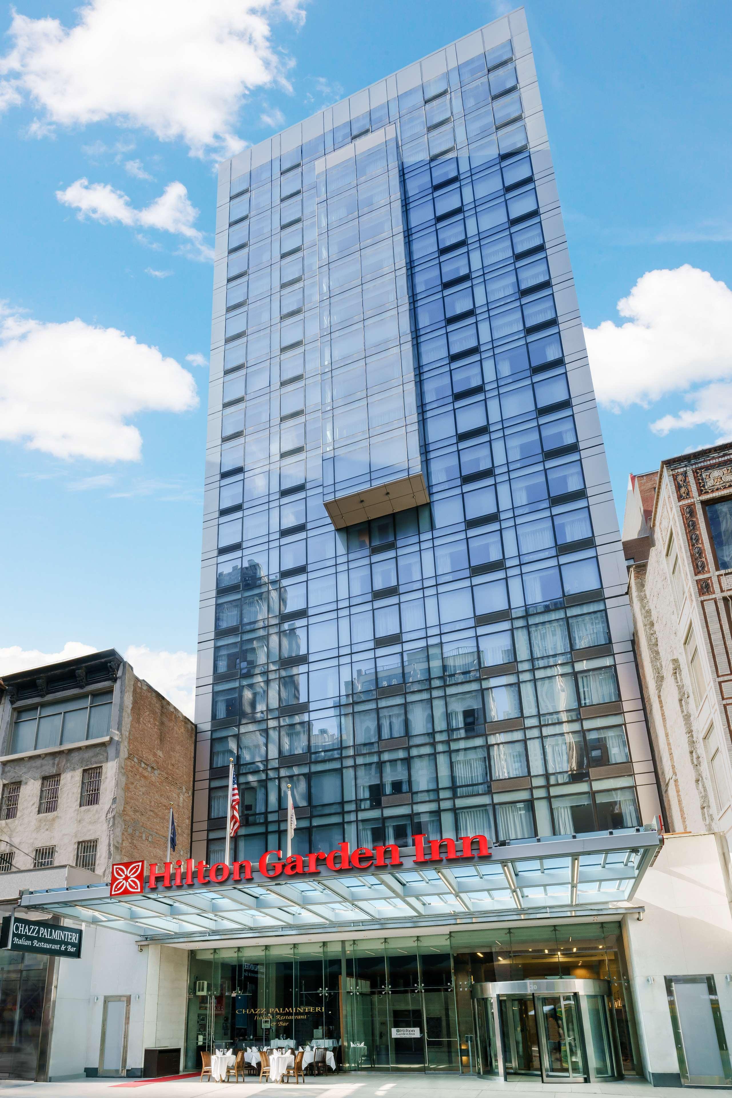 Hilton Garden Times Square North 3*