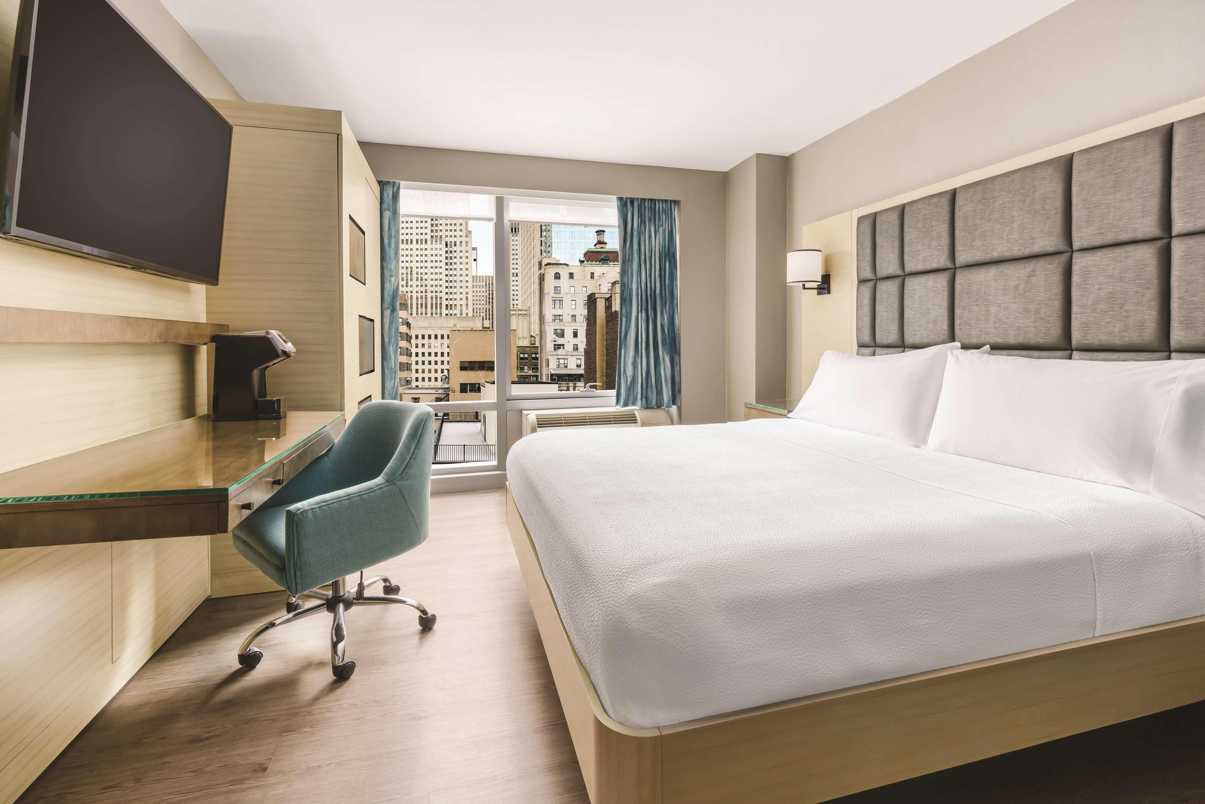 Hilton Garden Times Square North