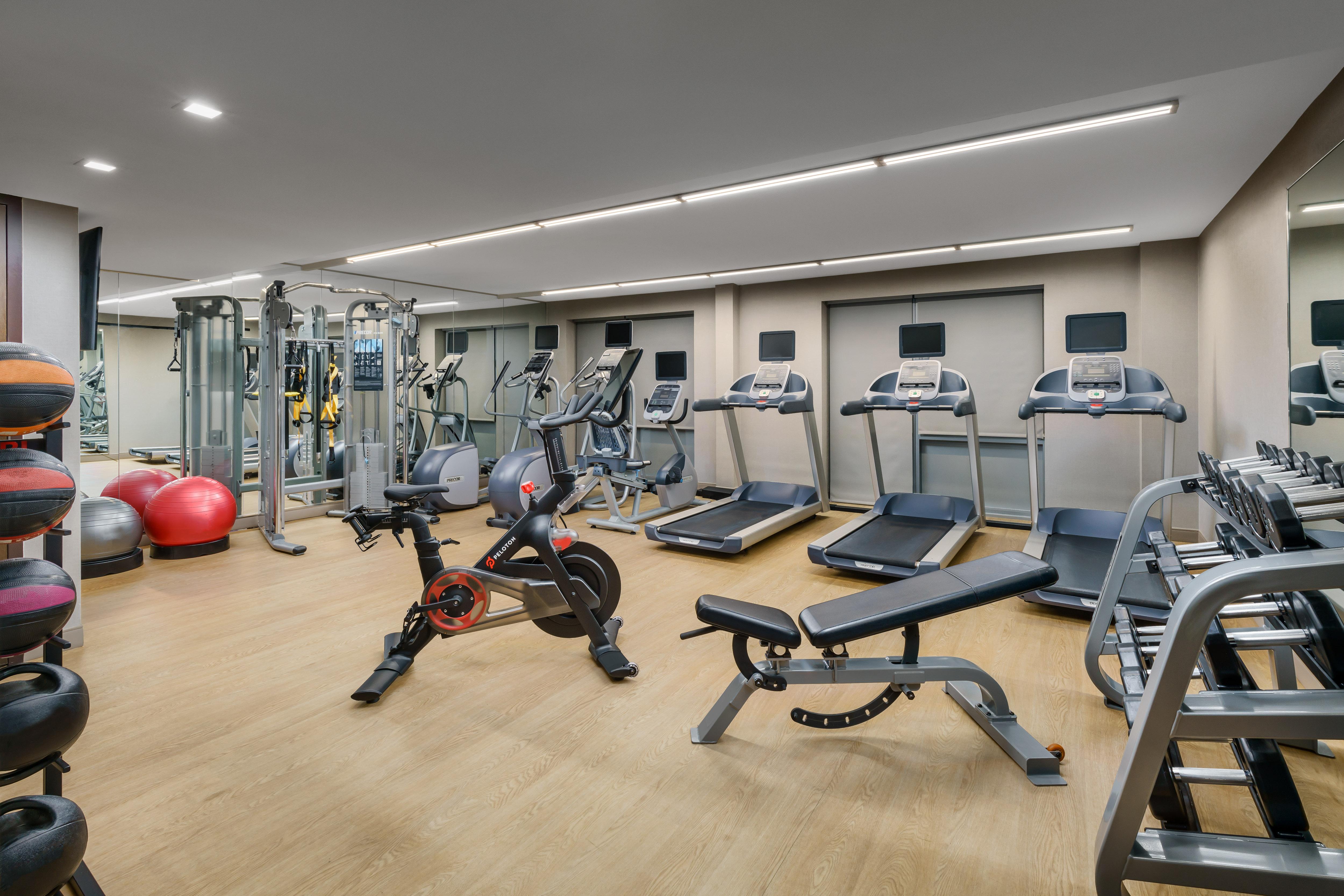 Hilton Garden Times Square North 3*
