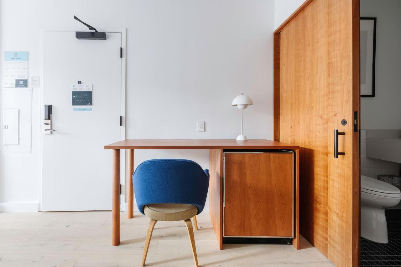 Placemakr Street 4* New York
