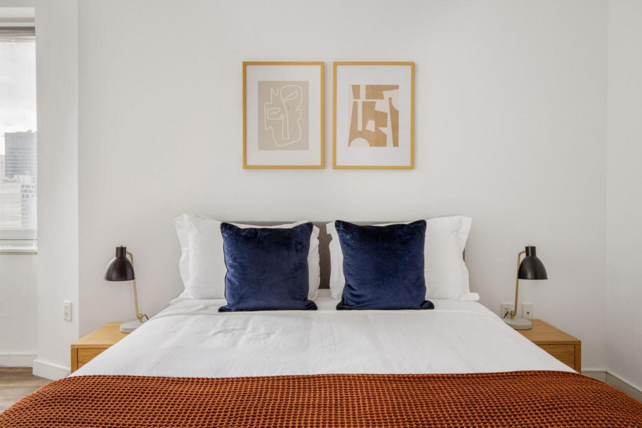 Midtown 1br W Doorman Gym Wd Nr Rock Center Nyc-1130 New York