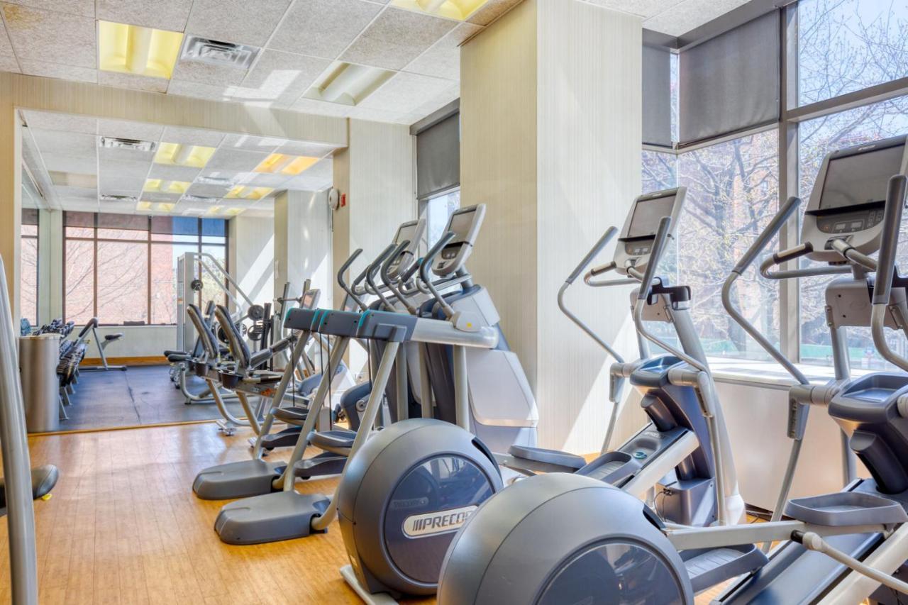 Apartment Ues 2br W Dm Elevator Gym Nr Park Nyc-918 New York