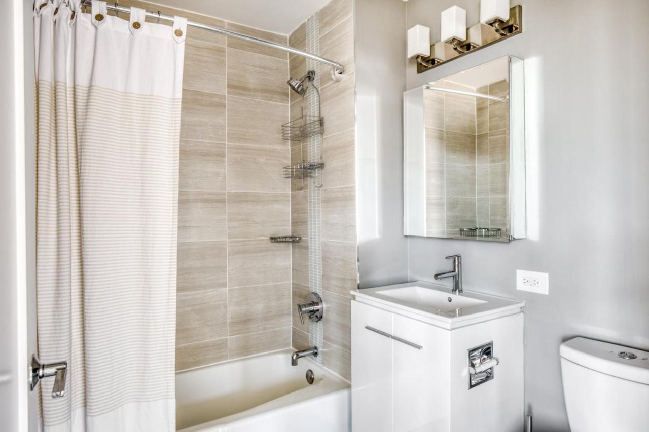 Ues 2br W Dm Elevator Gym Nr Park Nyc-918 Apartment New York