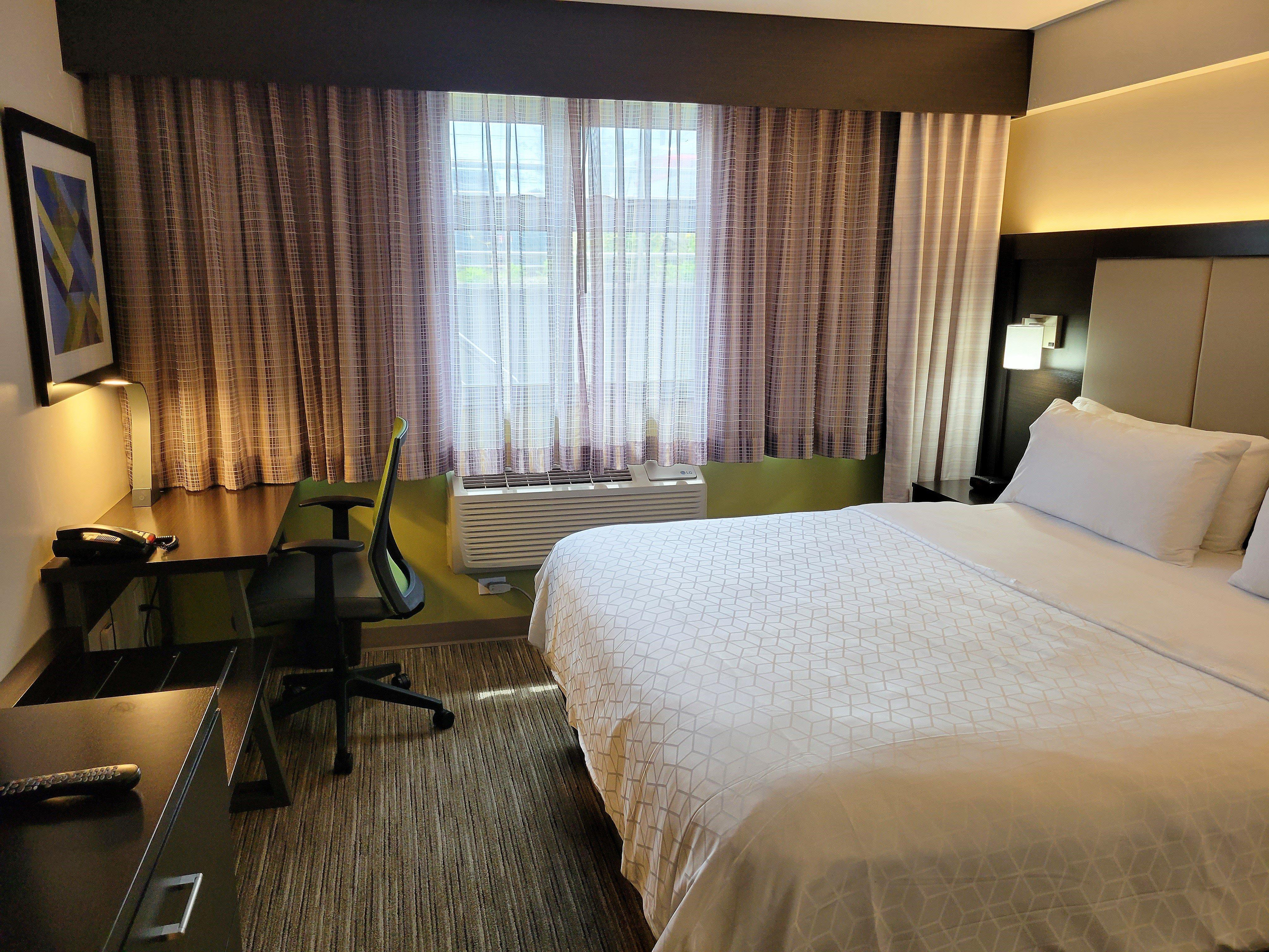 Express Maspeth By Ihg Hotel New York