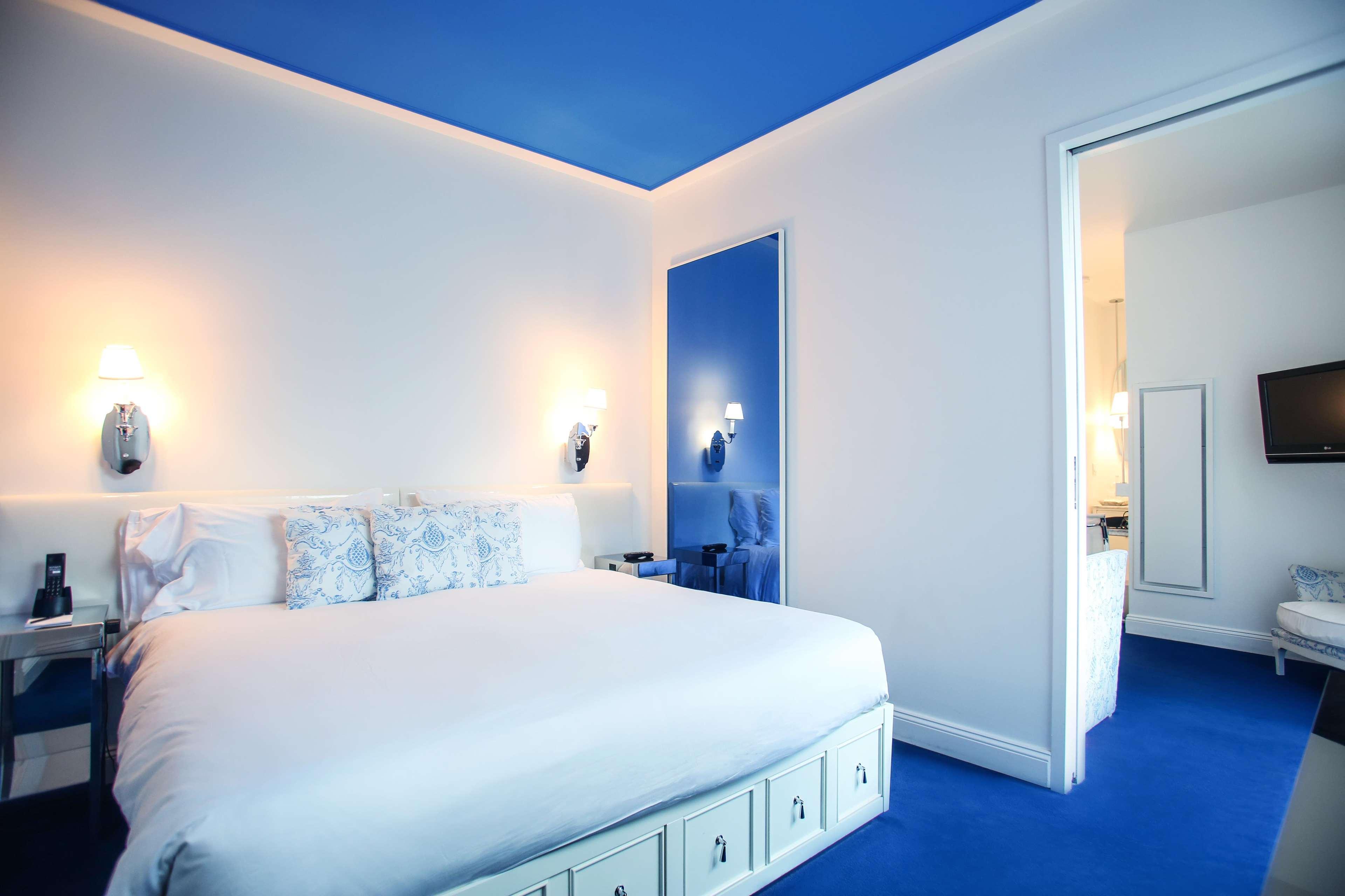 Nomo Soho 4*