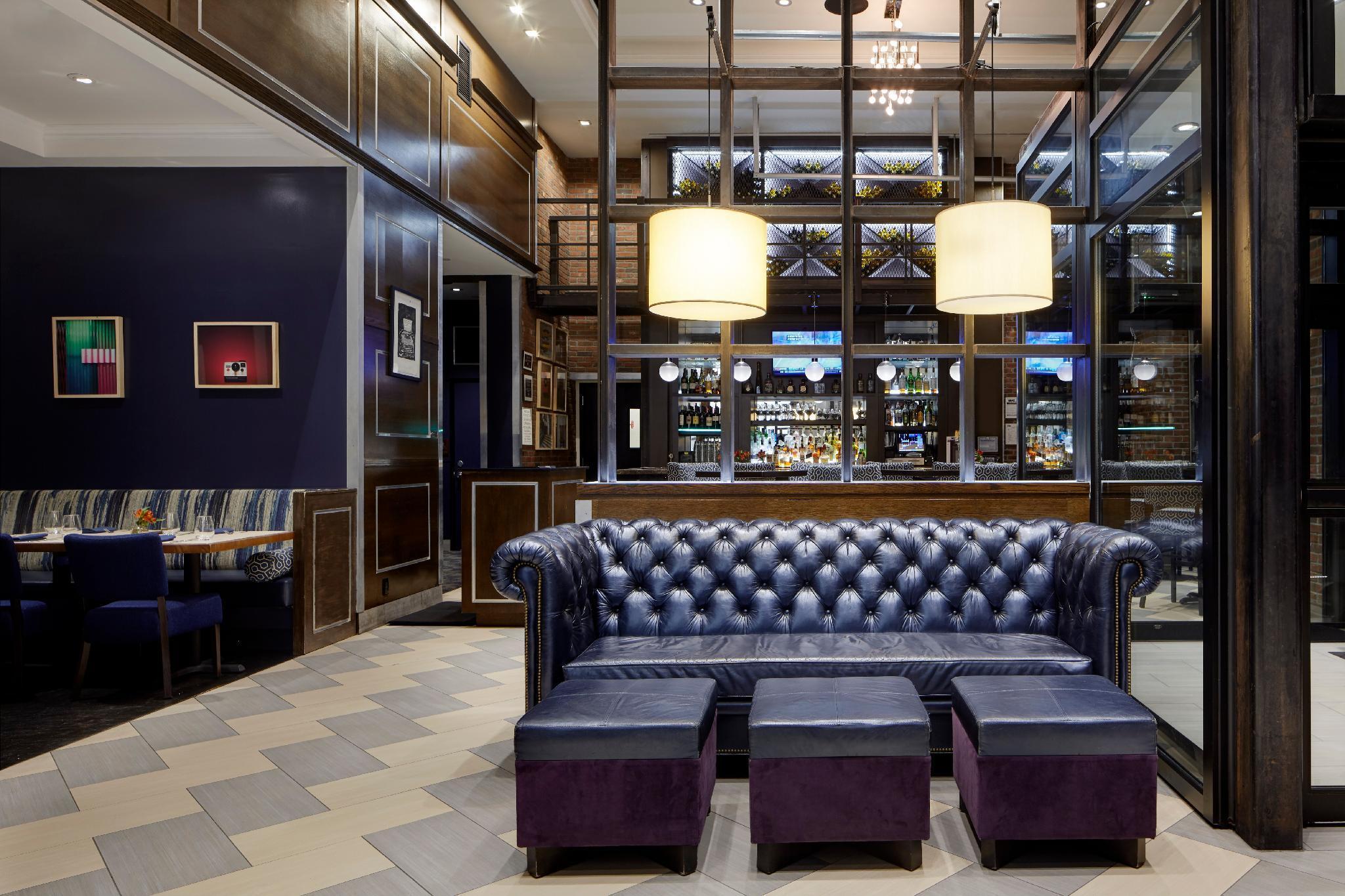 Archer Hotel
