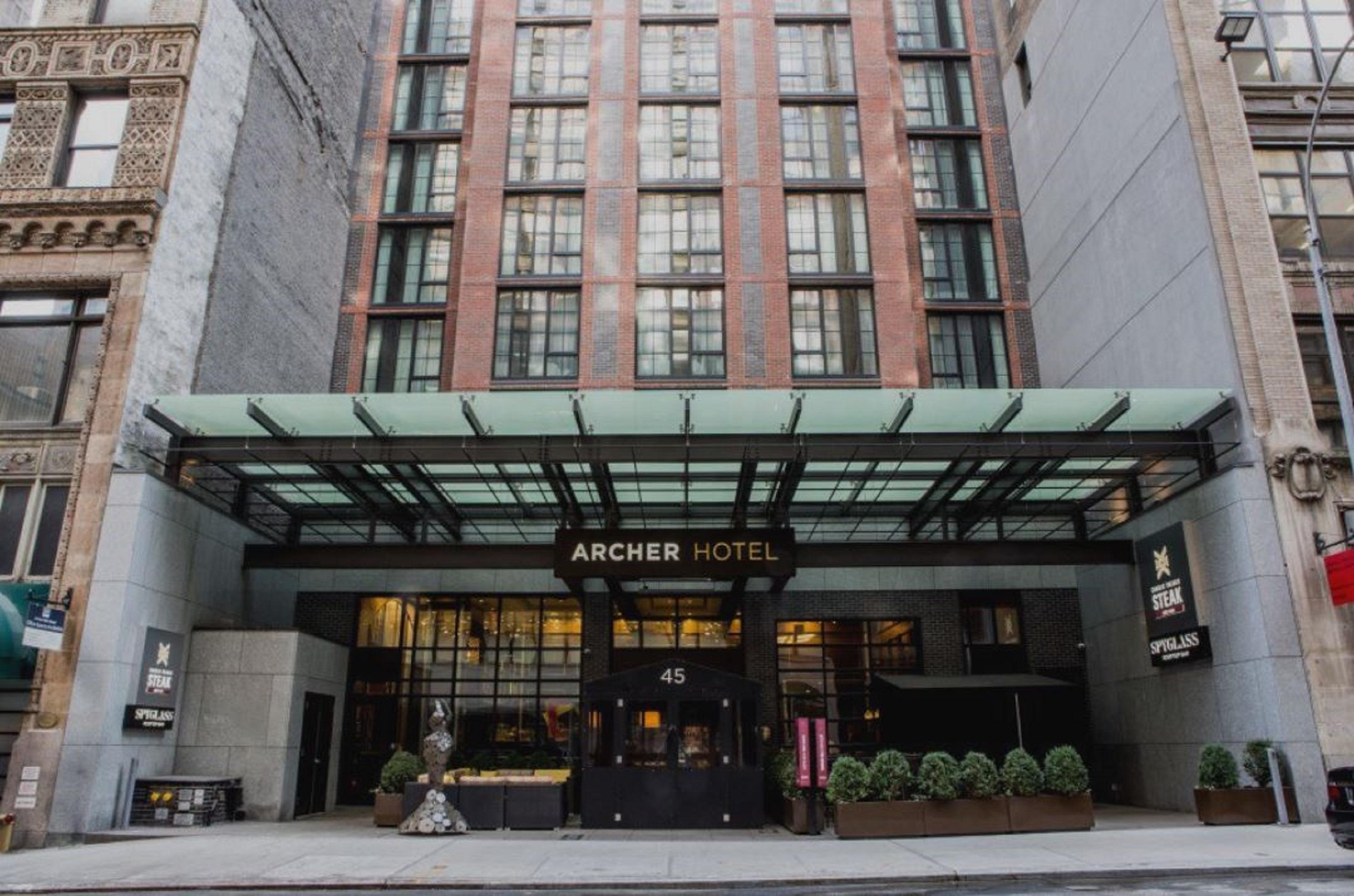 Archer Hotel