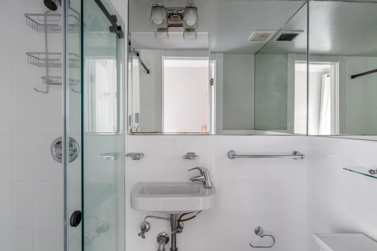 East Village 2br W Wd Nr Groceries Nyc-1261 Apartment