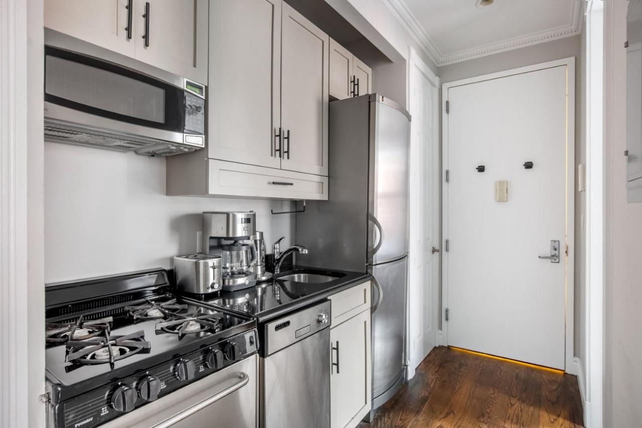 Apartment East Village 2br W Wd Nr Groceries Nyc-1261 *