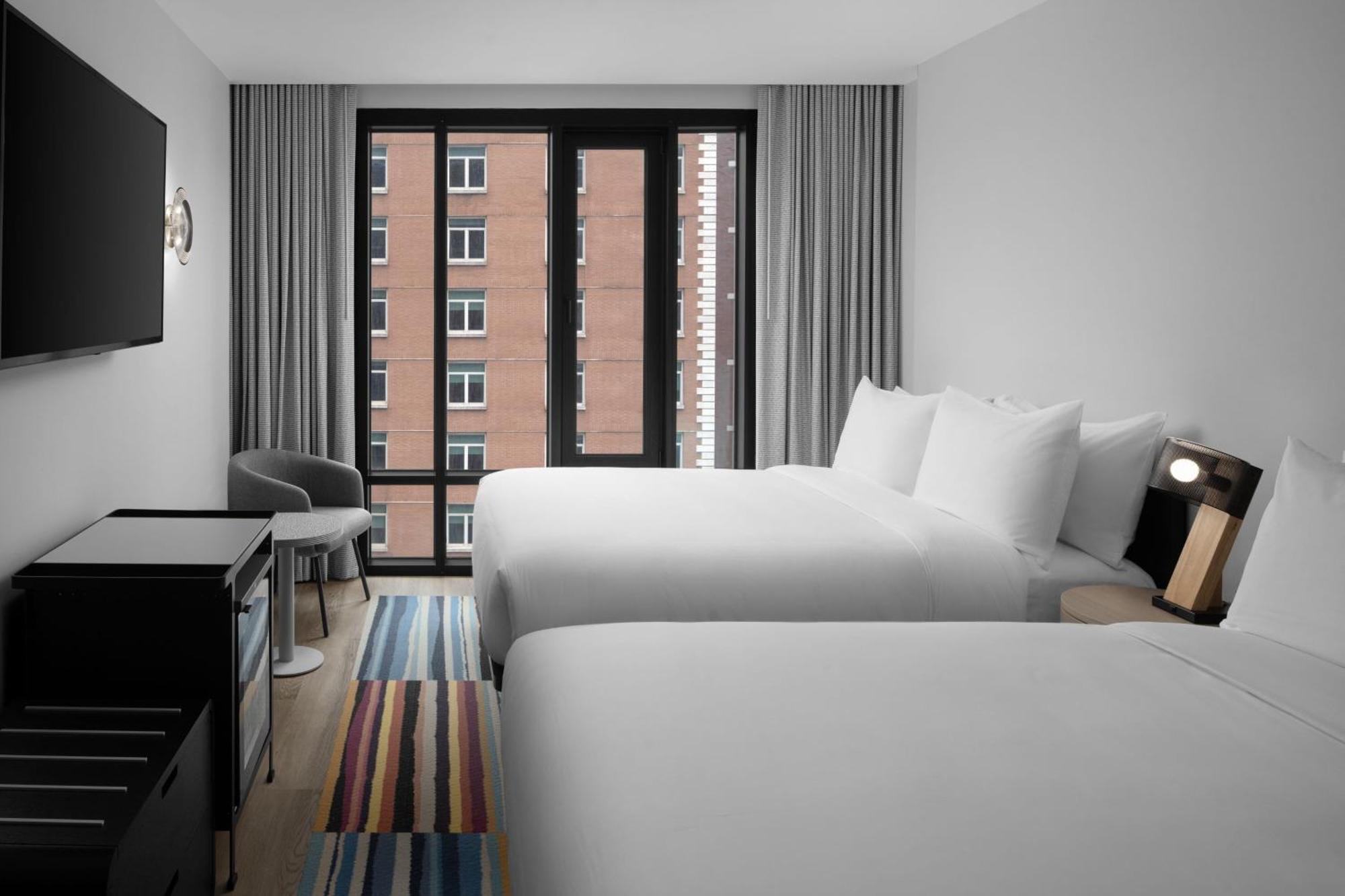 Aloft Chelsea Hotel 4*