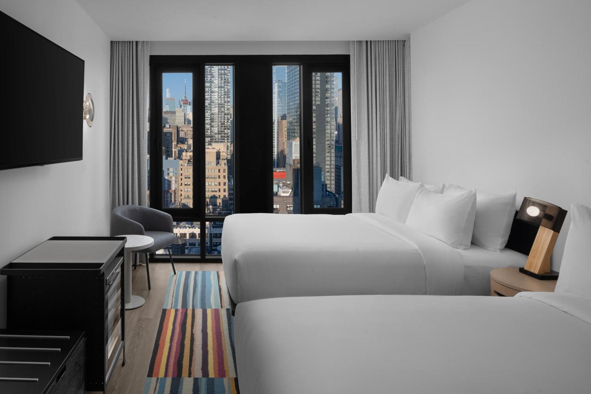 Aloft Chelsea 4*