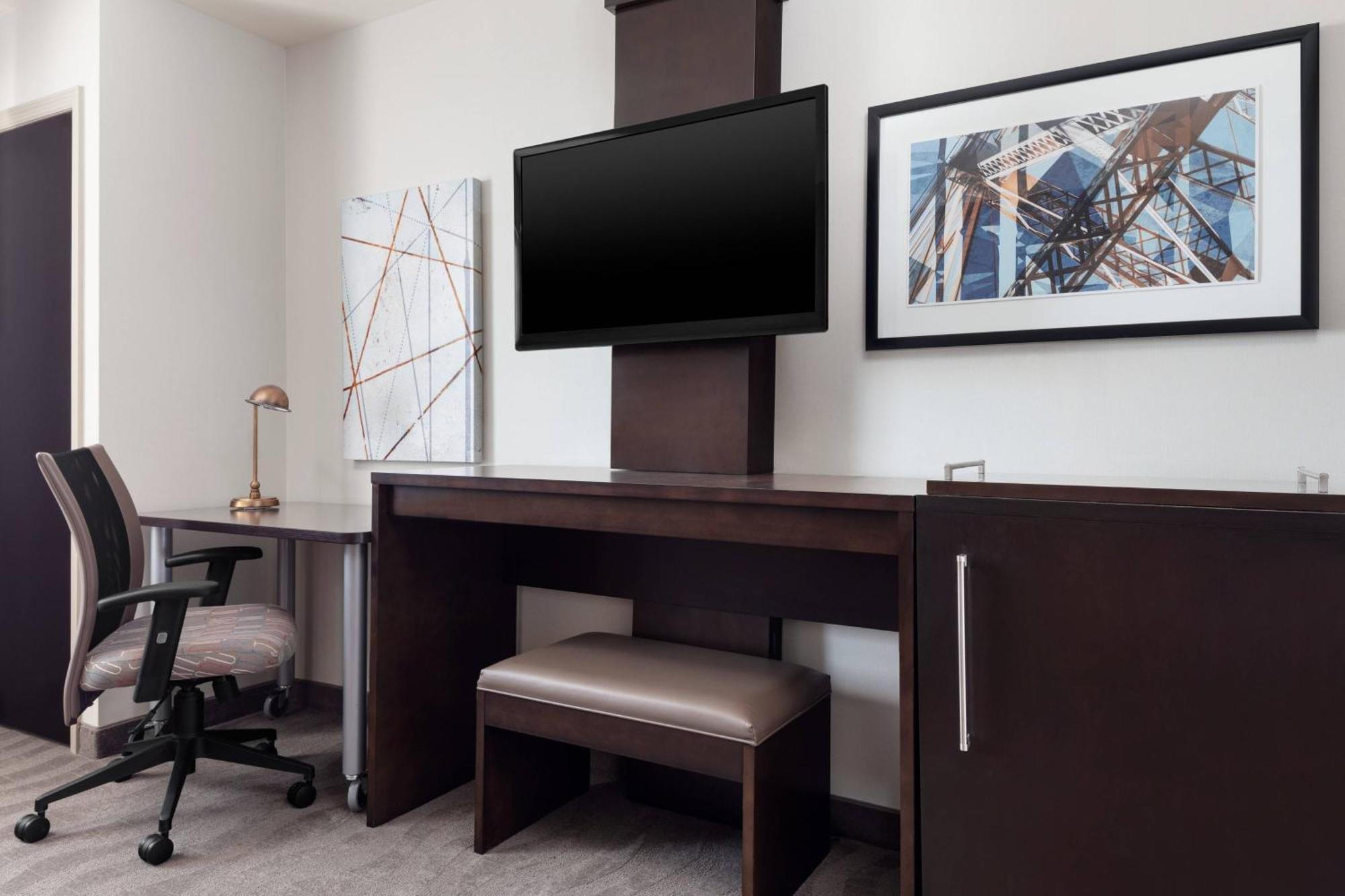 Hotel Fairfield & By Marriott Staten Island 3*
