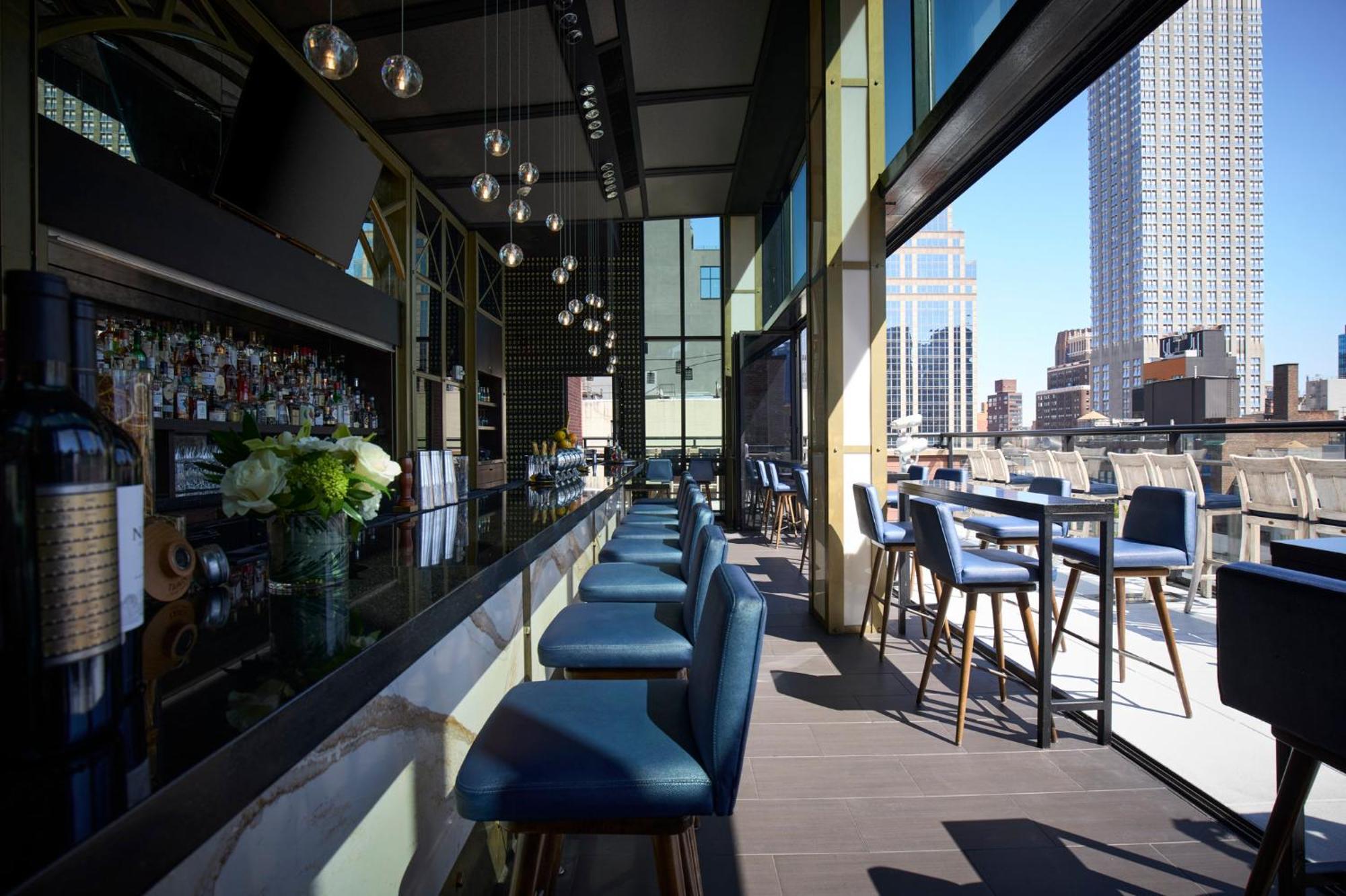 Archer Hotel 4*